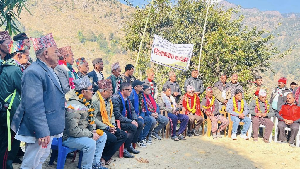 अर्खा र रजवारालाइ जोड्ने झोलुङ्गे पुलको शिलान्यास