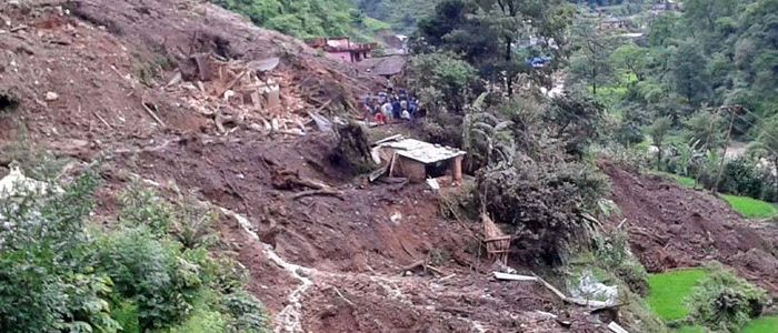 पहिरोमा परी दुई जनाको मृत्यु