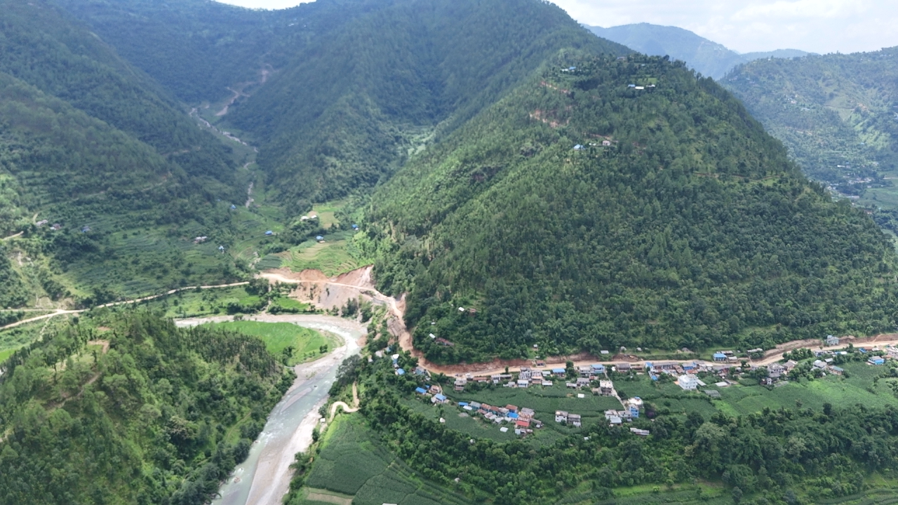 सुरु भयो हाडीगैरा बतासेडाडा सडक निर्माणको काम