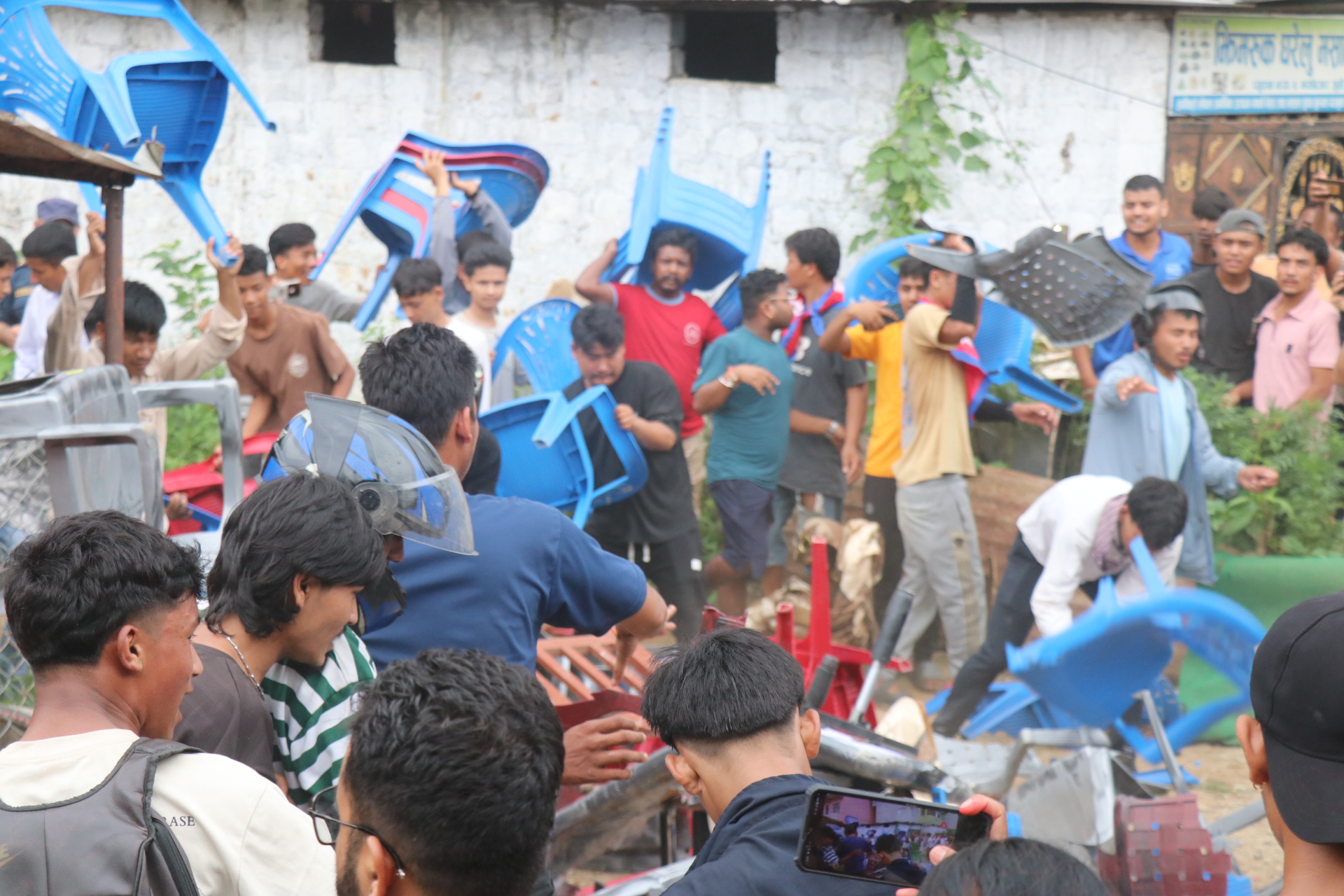 जेनजी आन्दोलनमा तोडफोड र आगजनीमा संलग्नलाई कार्वाहिको माग गर्दै जोहेरी दर्ता