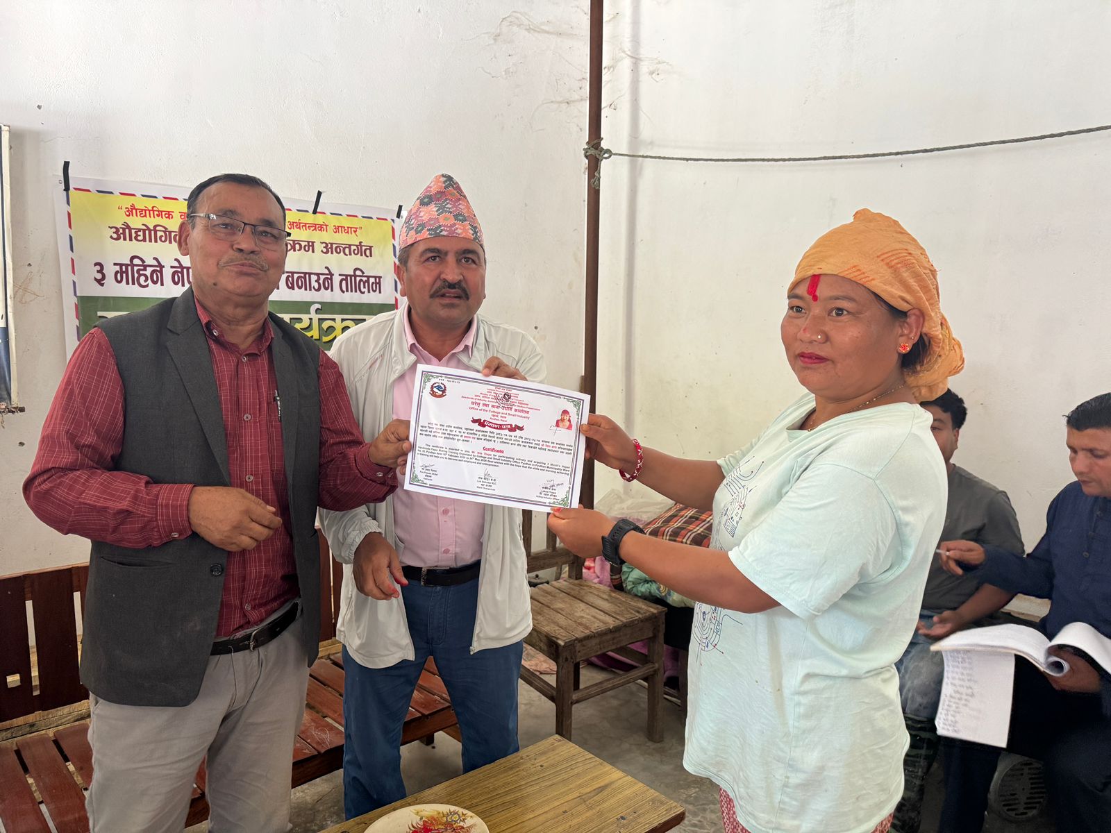 प्यूठानमा नेपाली कागज बनाउने तालिम सम्पन्न